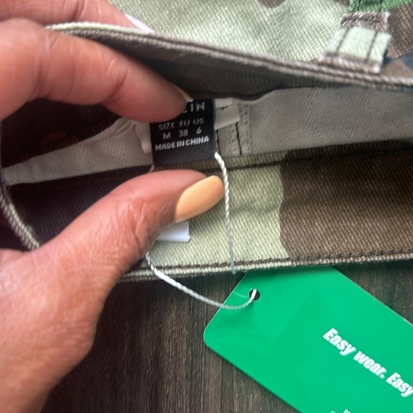 Shein Army Fatigue Skirt - Picture 2 of 4